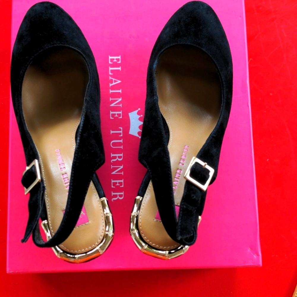 Elaine Turner slingback platform shoe.EUC